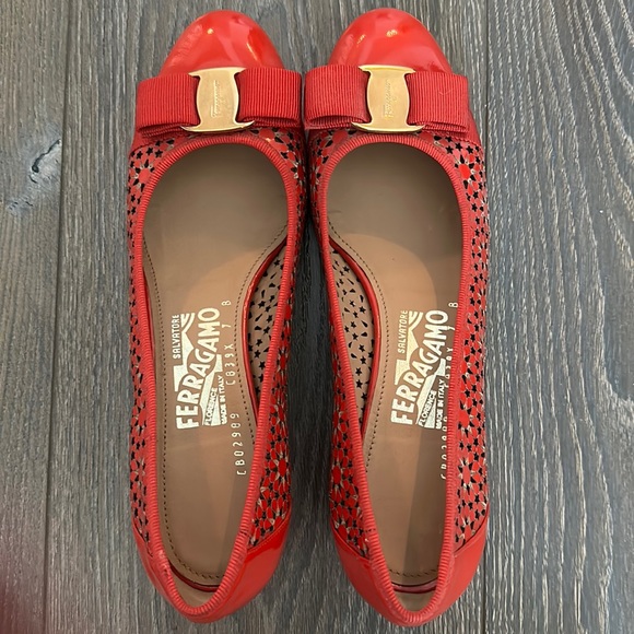 Cutest red, spring Ferragamo kitty heels! Worn once - Picture 1 of 8
